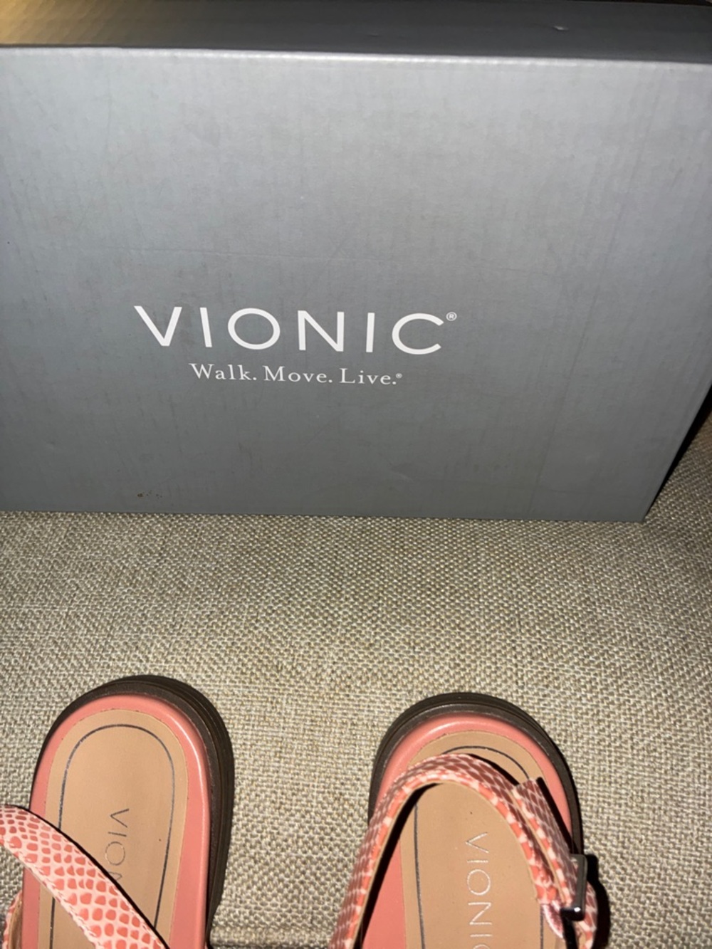 Vionic Ella lizard print Women's Rose Slingback Textured Sandals - Picture 2 of 11